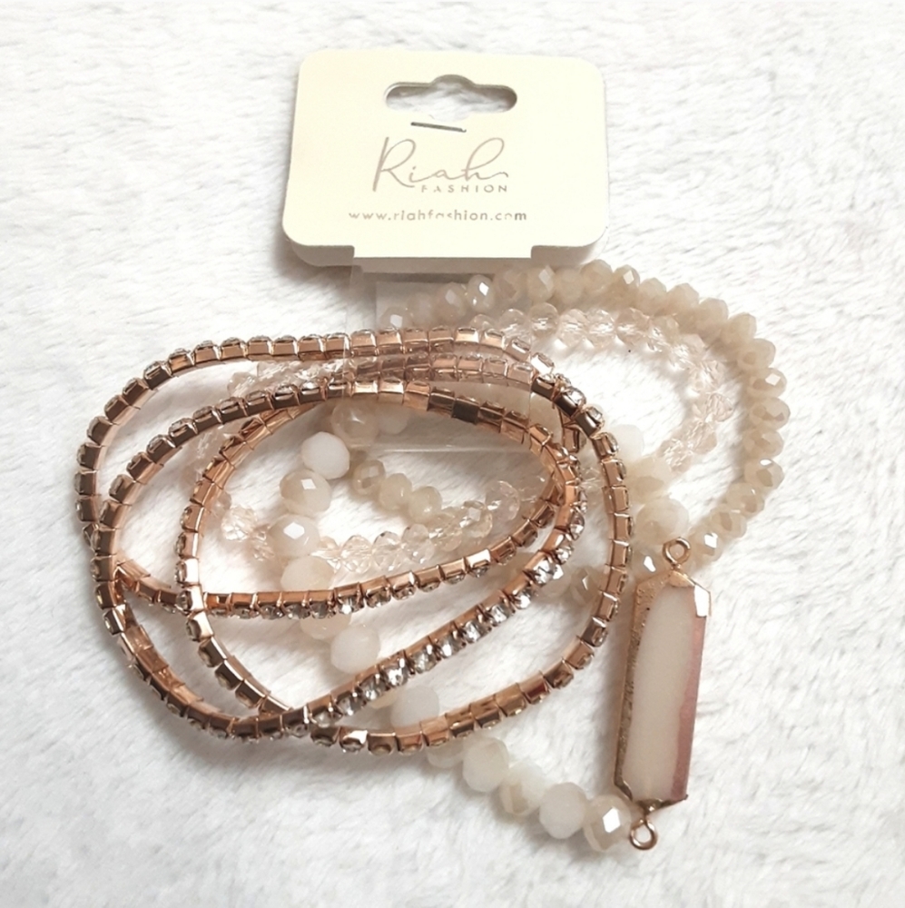 Assorted Bracelet Set - Picture 3 of 6